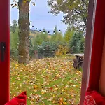 بيت للعطل Five Maple For Families And Wild Nature Lovers *