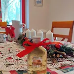 Five Maple For Families And Wild Nature Lovers Medenec
