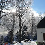 Five Maple For Families And Wild Nature Lovers بيت للعطل Medenec