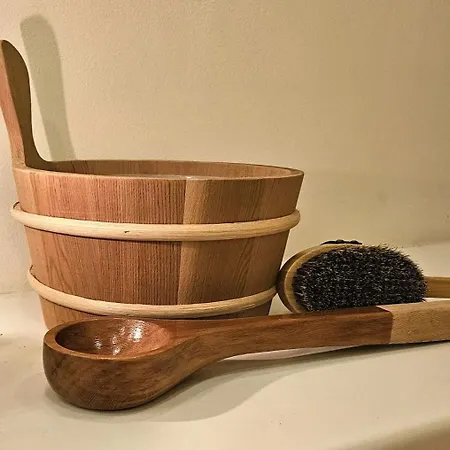 Five Maple For Families And Wild Nature Lovers *